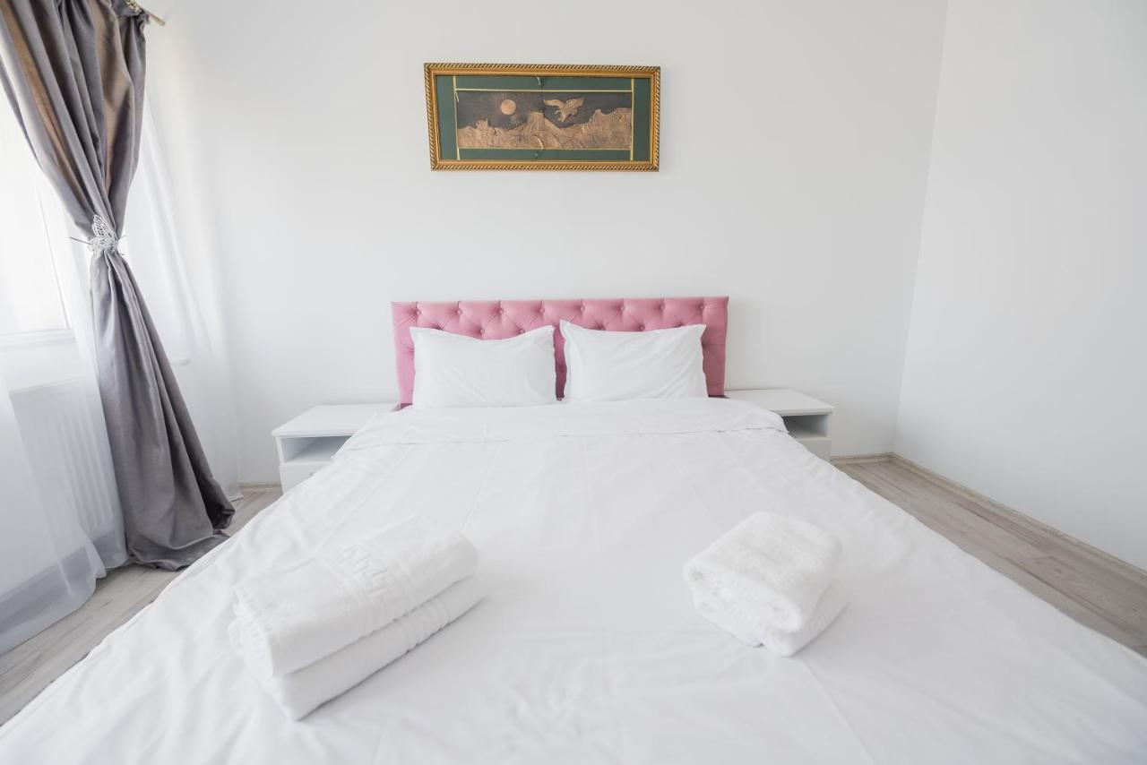 קלוז'-נאפוקה Rania Apartments מראה חיצוני תמונה